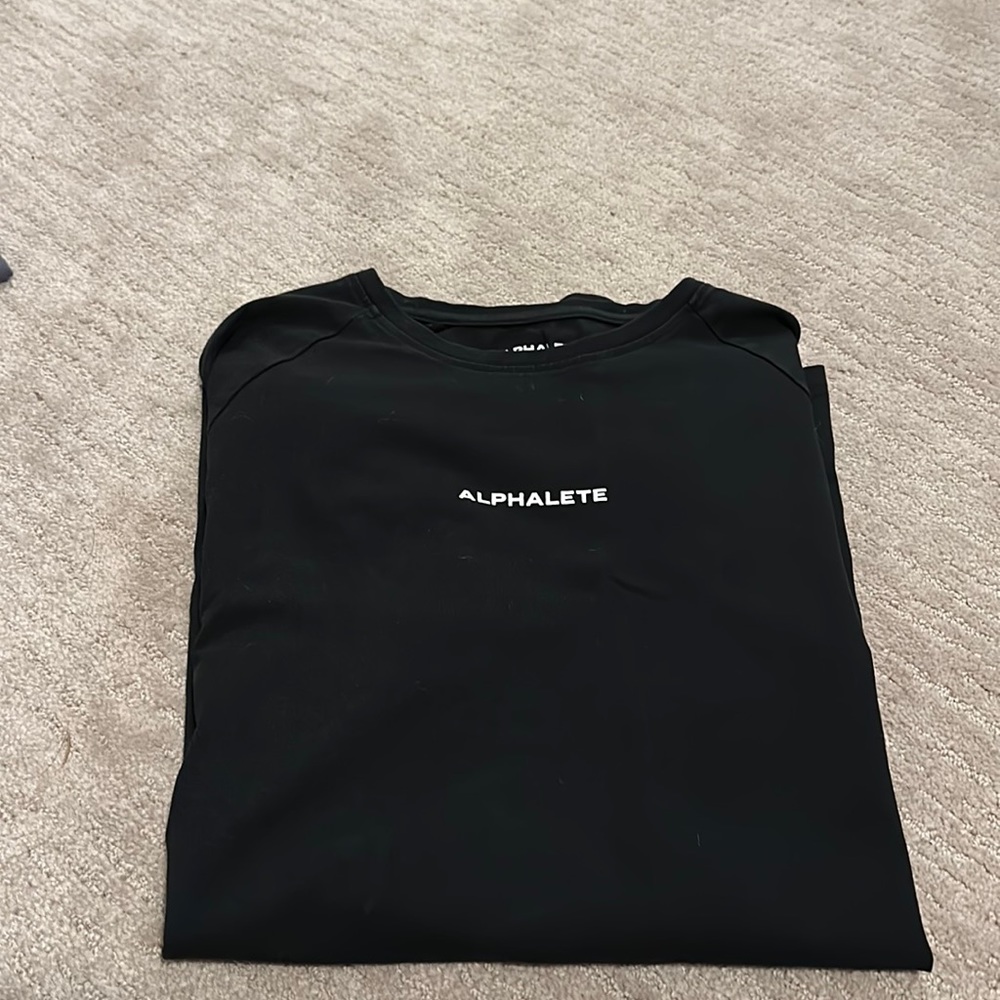Alphalete shirt in black, size medium